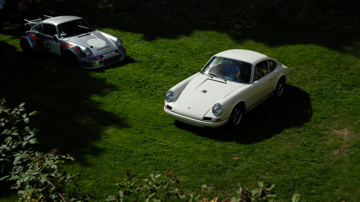 EB Motorspors Porsche 911 R and RSR at Hedingham Castle